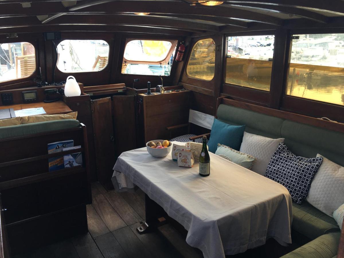 Port Deauville Yacht vintage Exterior foto